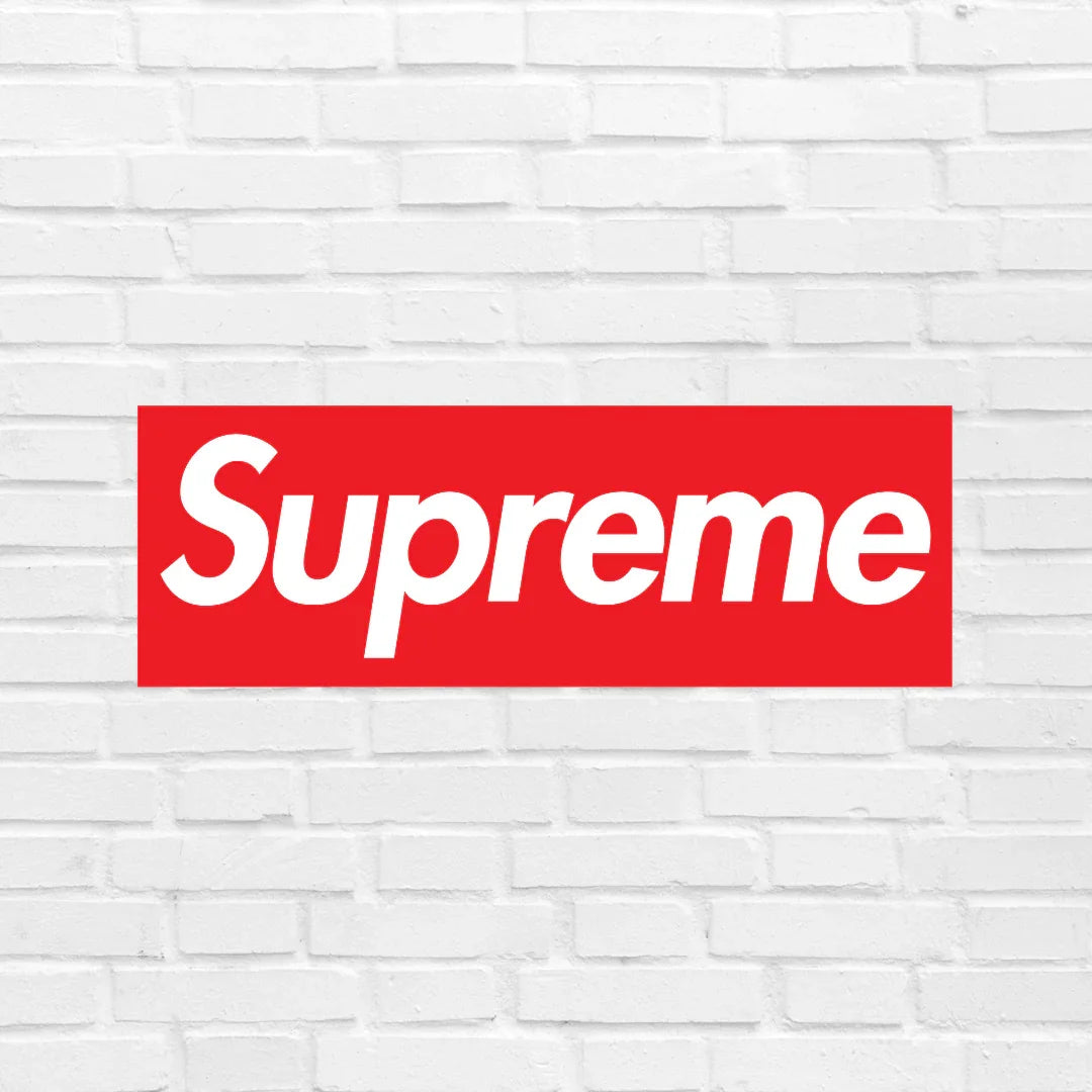 SUPREME - The Global Hype