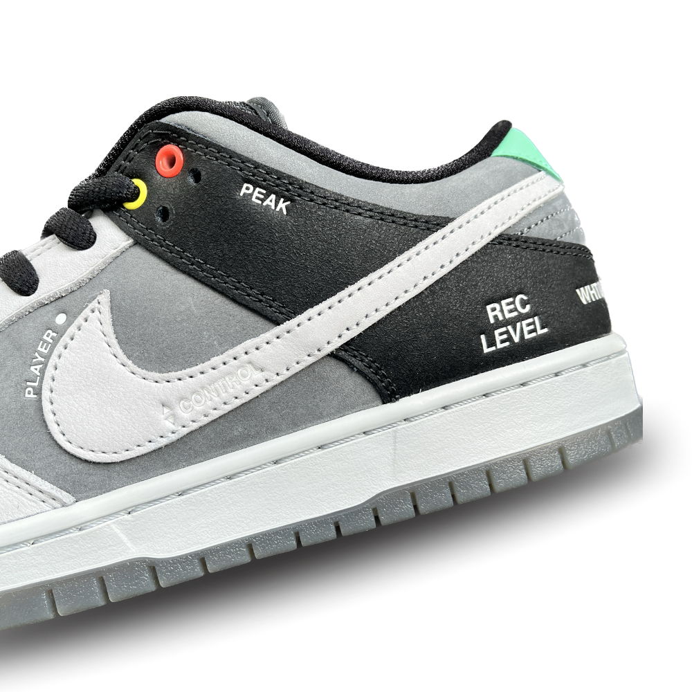 Nike SB Dunk VX1000 - The Global Hype